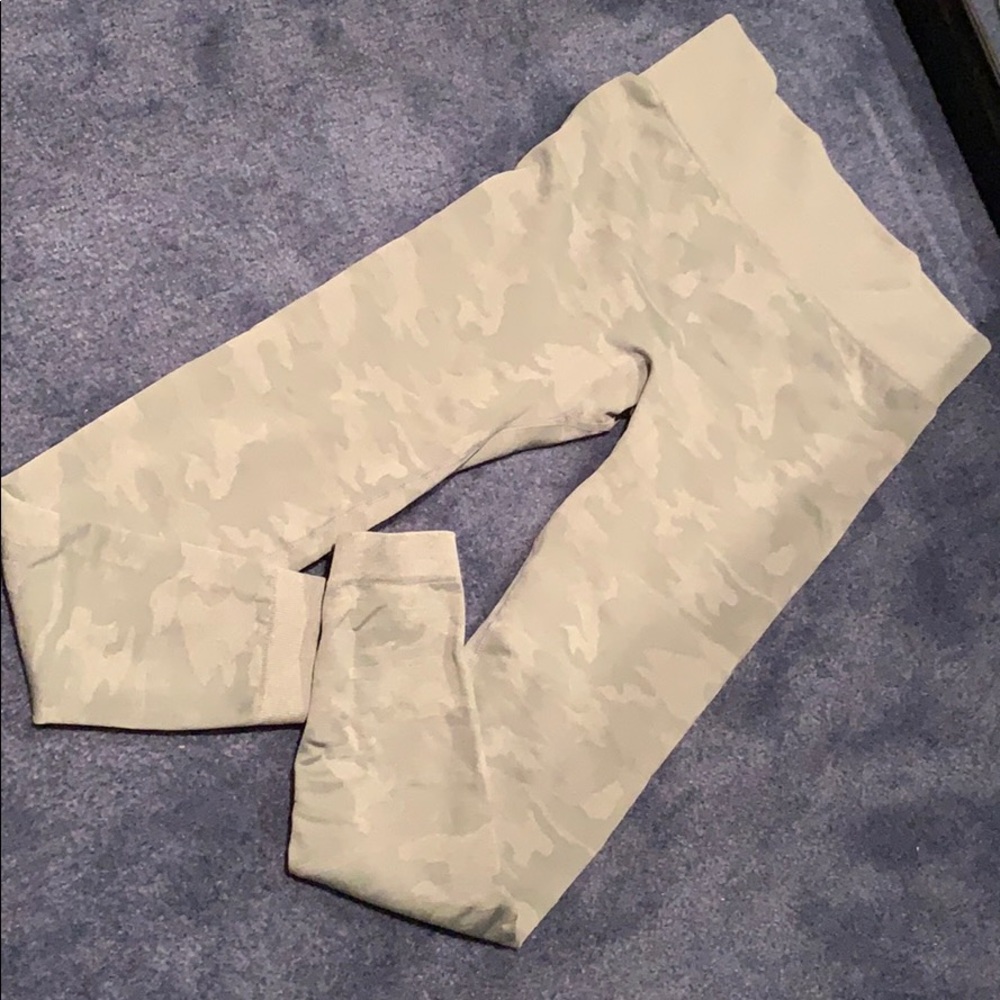 Green camo leggings